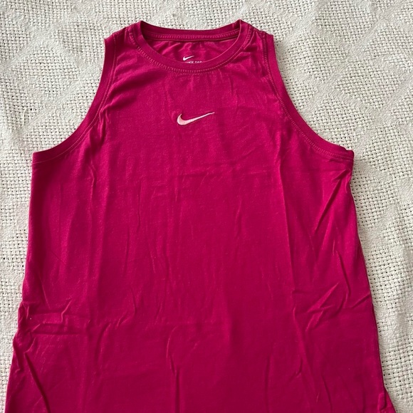 Nike Hot Pink XL Tank Top - Picture 2 of 5